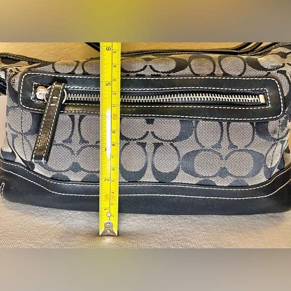 Coach East-West Legacy Jacquard Shoulder bag No G04U-9363 - Picture 13 of 14